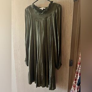 EUC LOFT long sleeve olive dress Size L